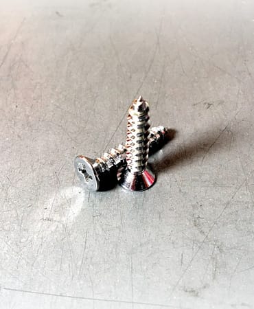 Custom Chrome Plated Screws – 10-12 X 1 Phil Flat