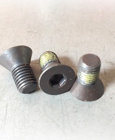 Custom Automotive Flat Socket Machine Screw – 1/4-28 X 1/2